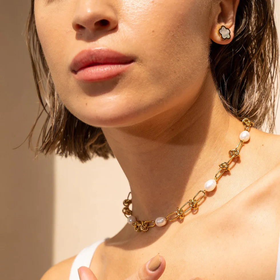 18k Gold Plated Knot and Pearl Necklace
