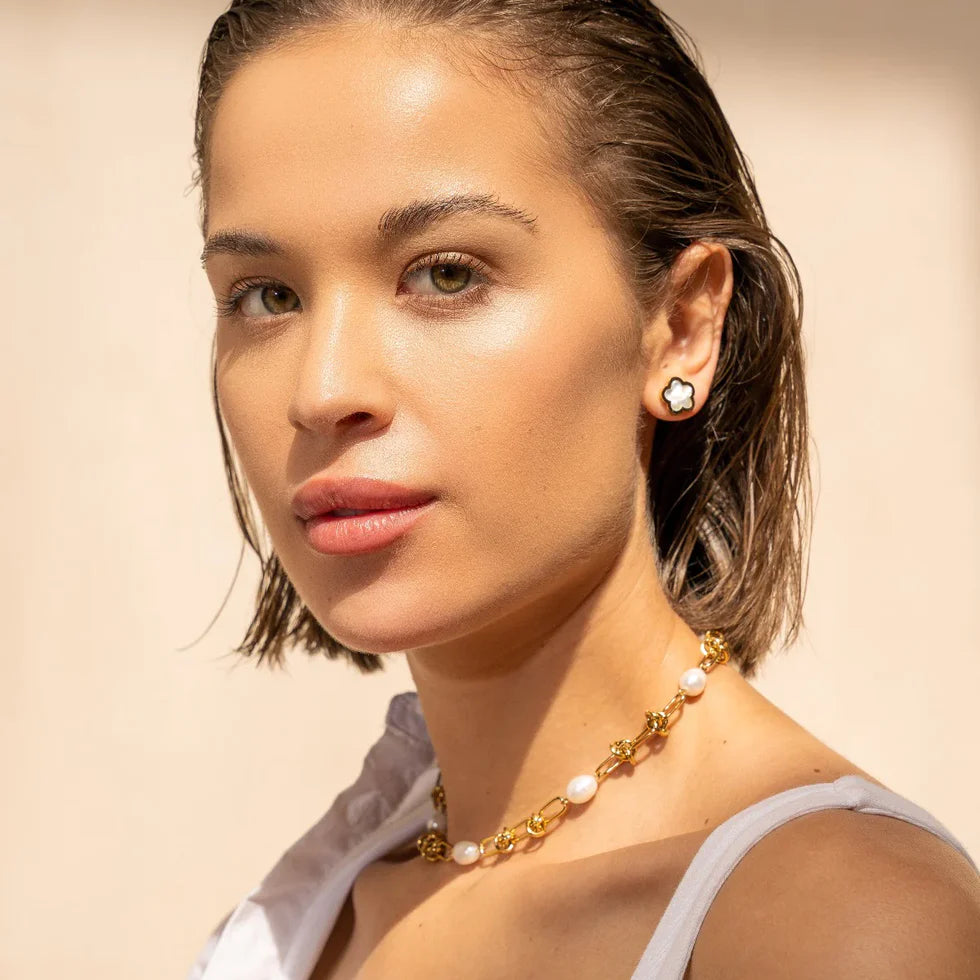 18k Gold Plated Knot and Pearl Necklace