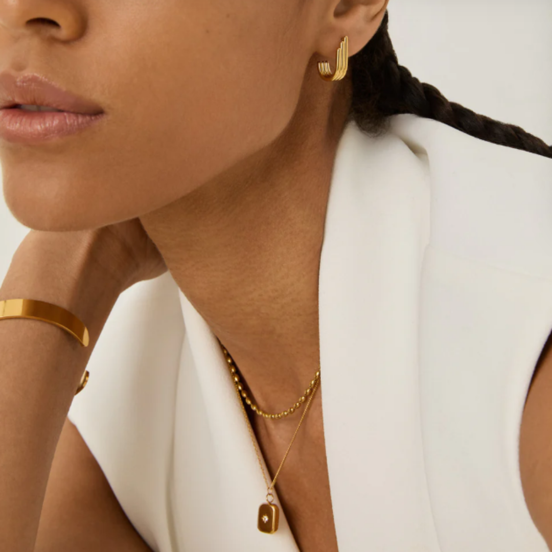 Monbella Earrings Plated in 18k Gold