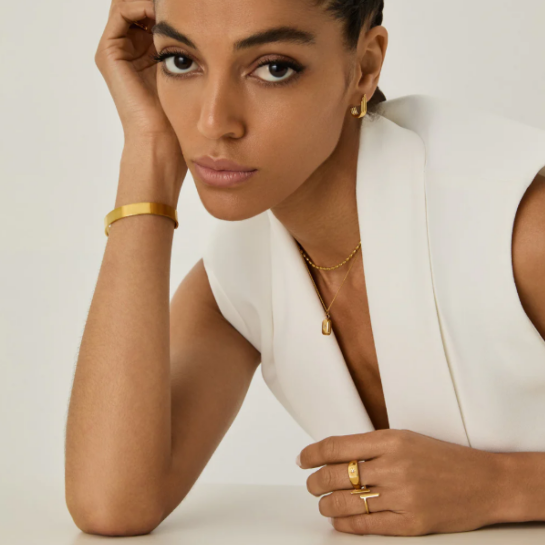 Monbella Earrings Plated in 18k Gold