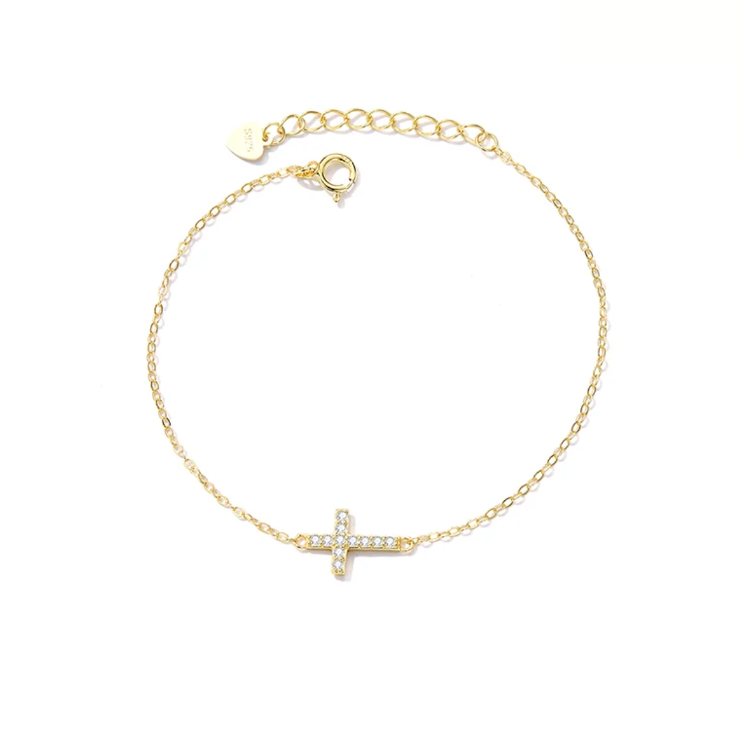 Cross Bracelet with Shiny Stones Plated in 18k Gold