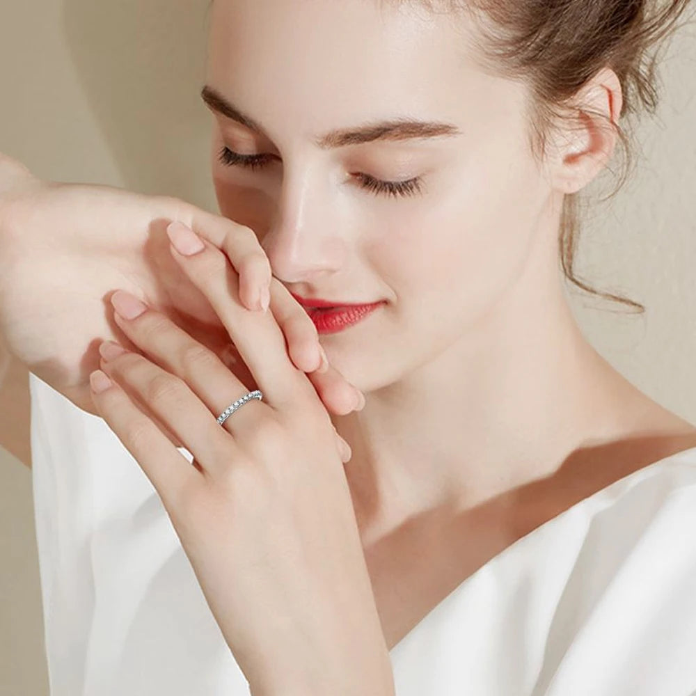 Moissanite ring in 18k white gold