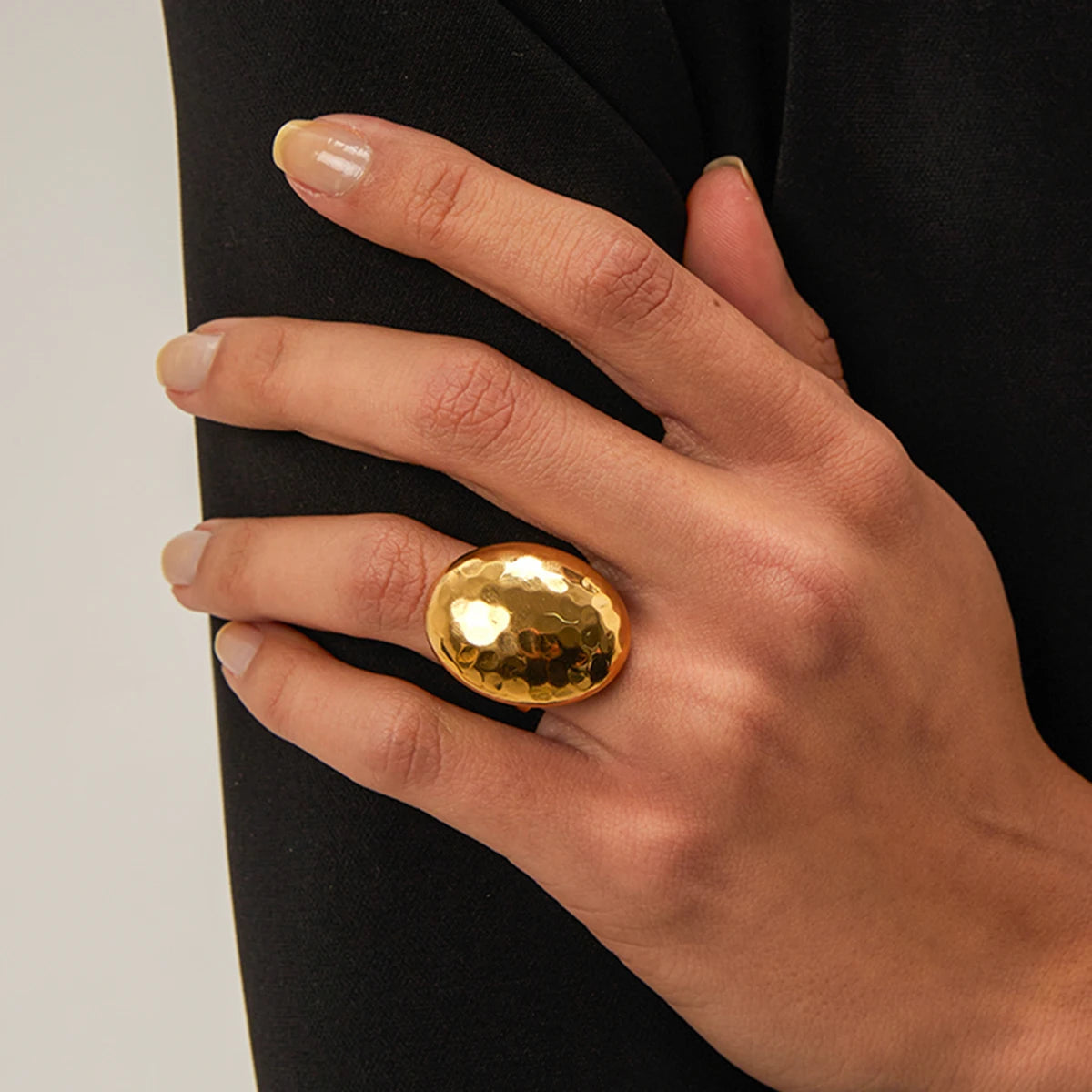 Uworld Hammered Ring 18K Gold Plated