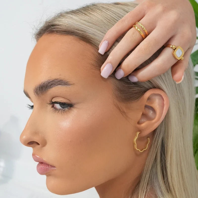 Wavy Texture Hoop Earrings 18k Gold Plated