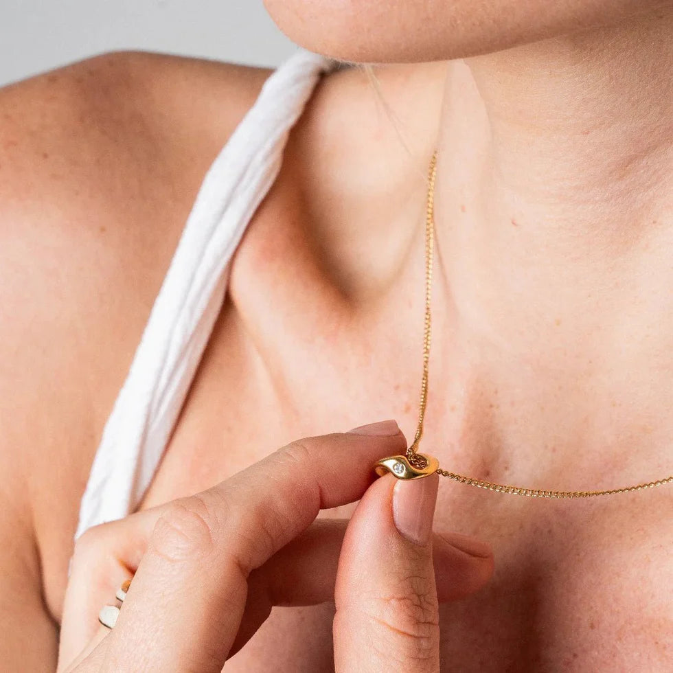 18k Gold Plated Link Pendant Necklace