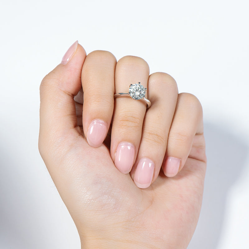 Moissanite Rings 6 Prongs Classic