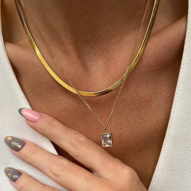 Necklace with crystal pendant square zirconia