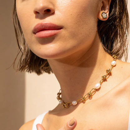 18k Gold Plated Knot and Pearl Necklace