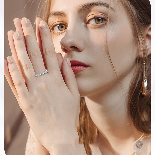 Moissanite ring in 18k white gold