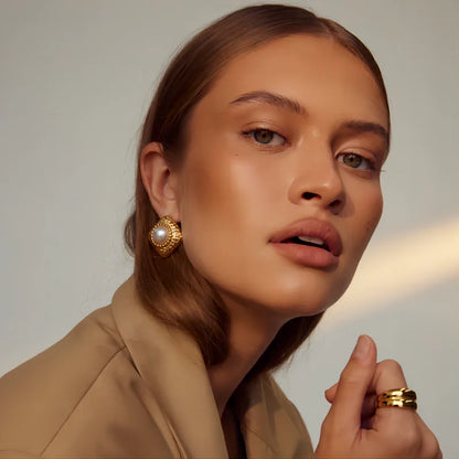 Vintage Luxury Stud Earring 18k Gold Plated