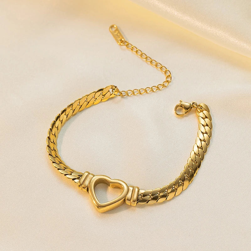 Minimalist Heart Bracelet 18K Gold Plated