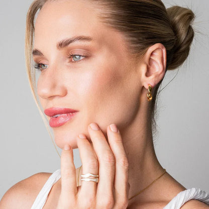 Abstract Mother-of-Pearl Adjustable Ring 18k Gold Plated