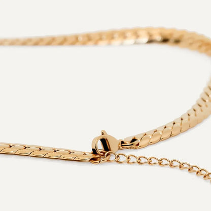 Minimalist Heart Choker Necklace 18K Gold Plated