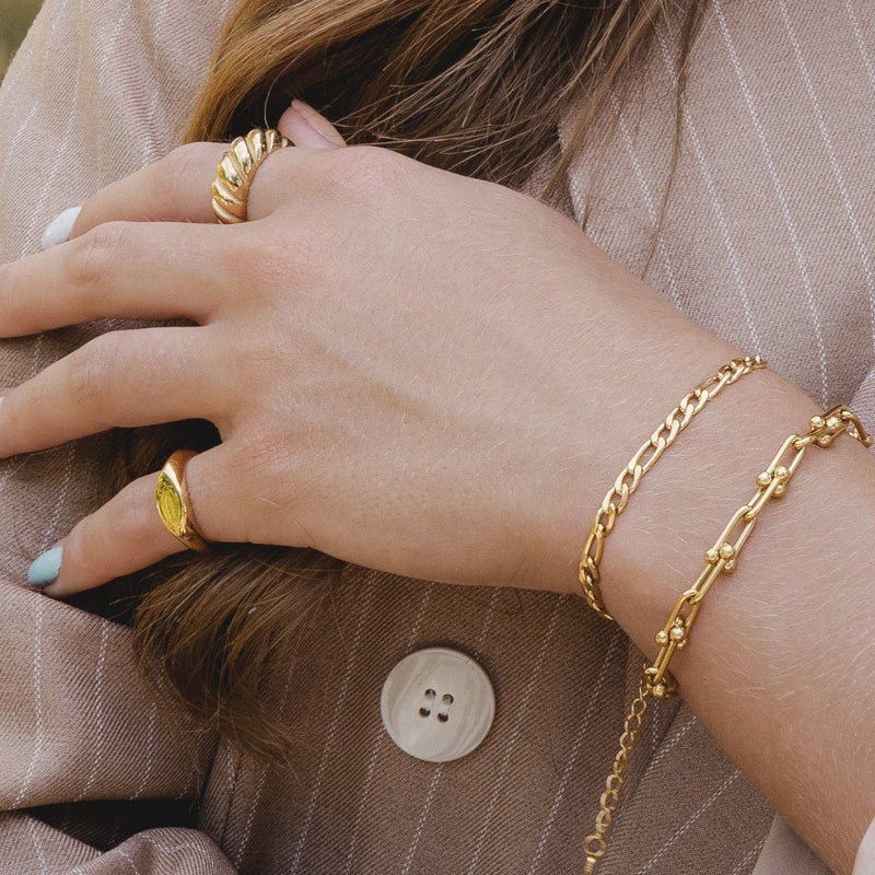 Intertwined Inspiration Link Bracelet 18K Gold Plated