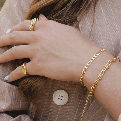 Intertwined Inspiration Link Bracelet 18K Gold Plated